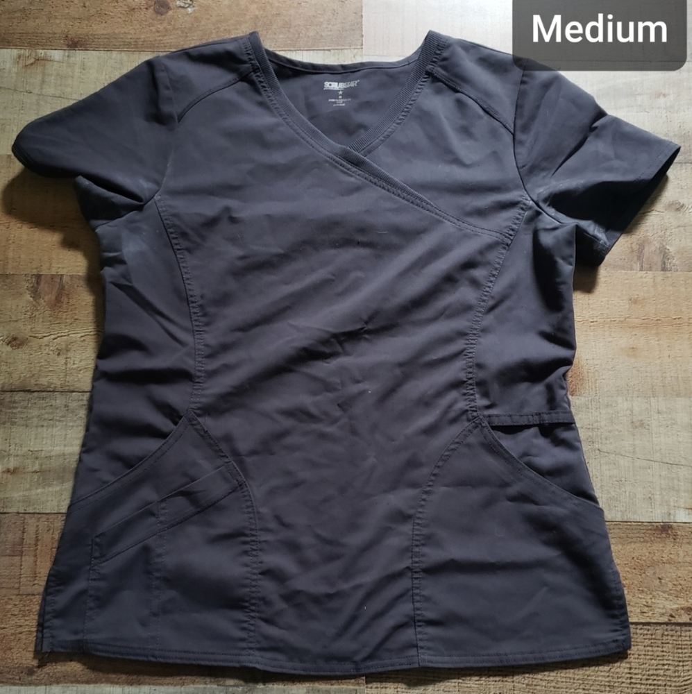 Scrub top